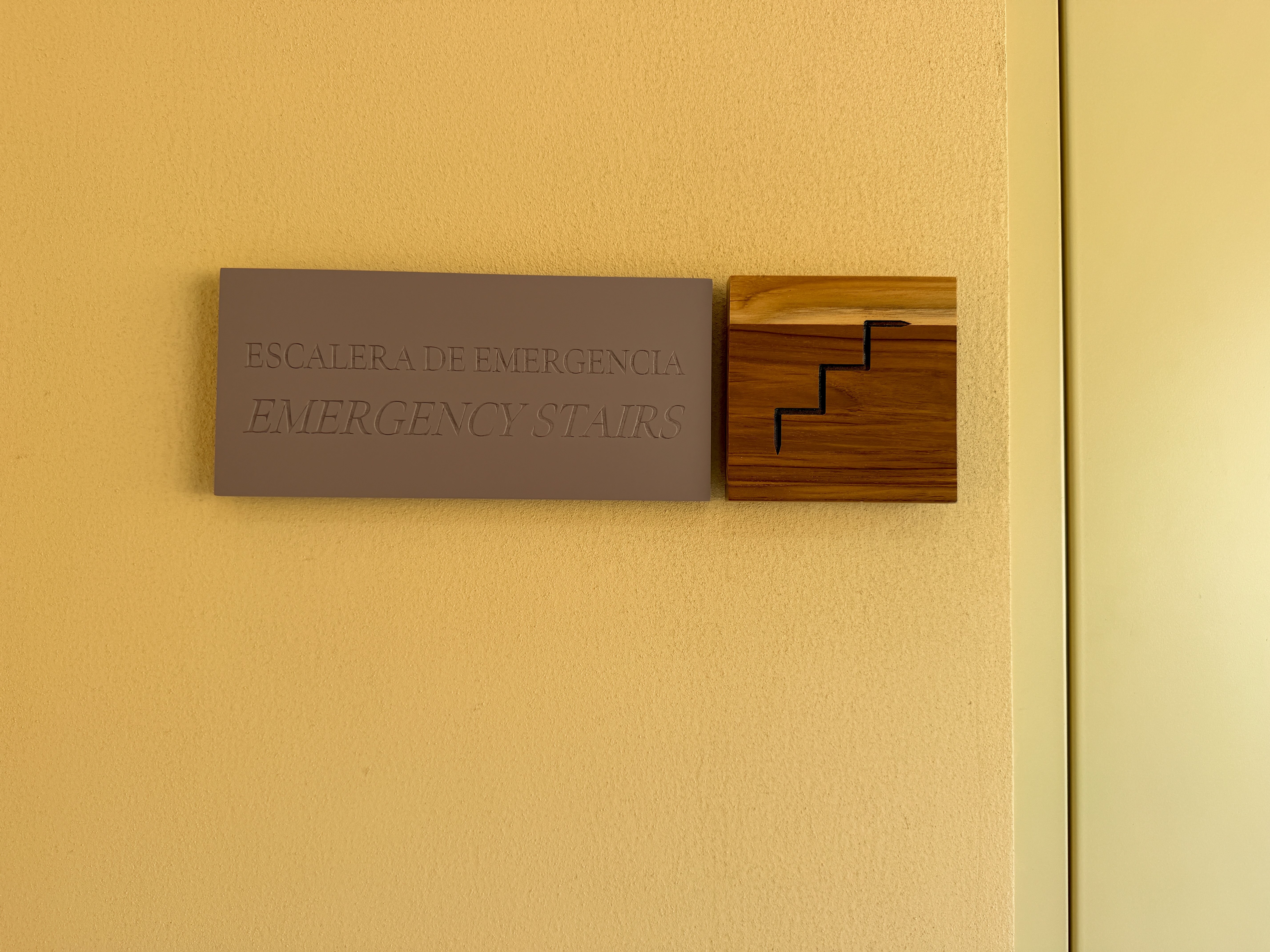 Wayfinding LR-4