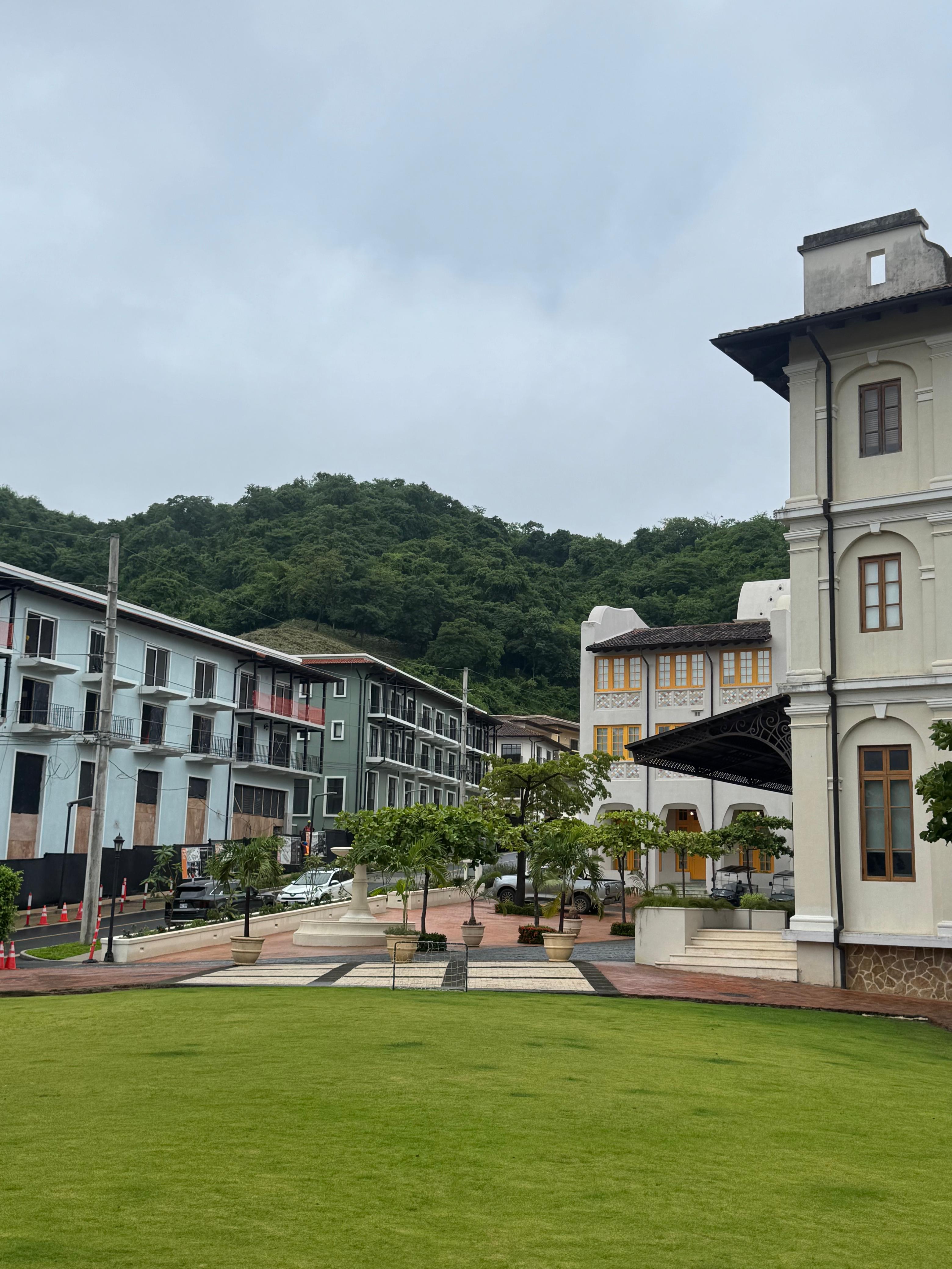 rainy days Las Catalinas -2